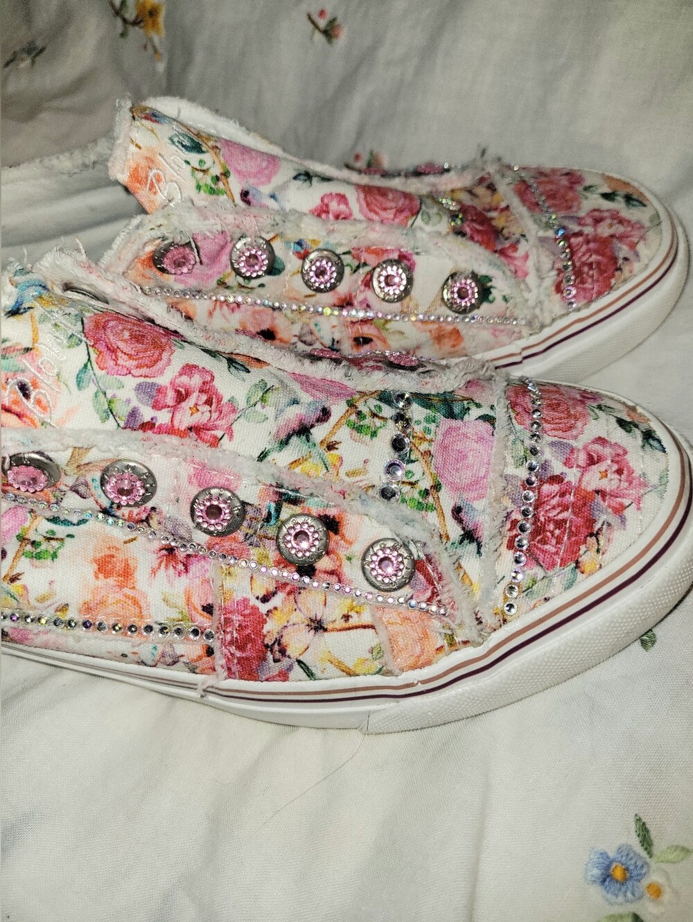 Custom Rhinestone Embellished Floral Blowfish Floral Print Sneakers Size 7.5 - Picture 10 of 12